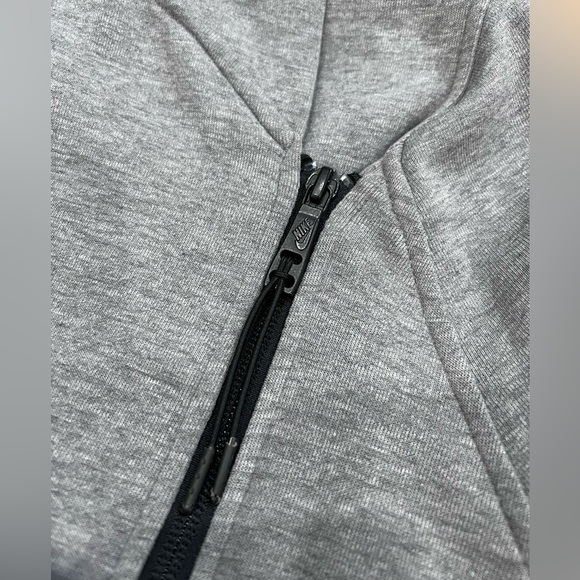 Women’s Nike Hoodie Jacket cinch waste grey size medium - Picture 4 of 10